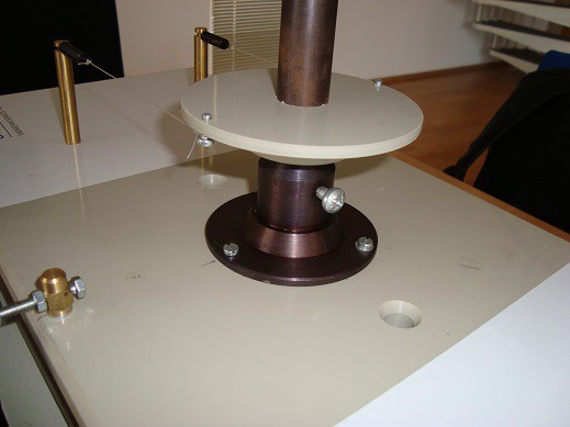 SUBANSAMBLU EXPERIMENTAL PENTRU STUDIUL FENOMENULUI DE INTERACTIUNE FLUID-STRUCTURA